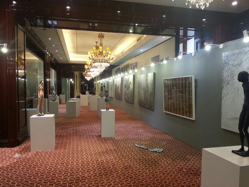 灰色無(wú)縫掛畫(huà)展板