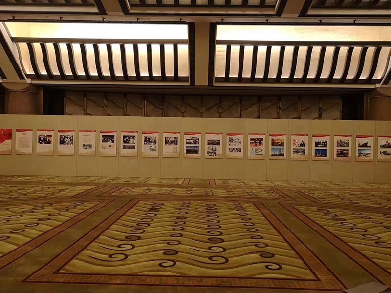 灰色無(wú)縫掛畫(huà)展板